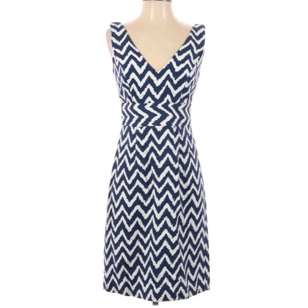 MILLY OF NEW YORK Chevron Striped Navy & White V-Neck A-Line Dress EUC